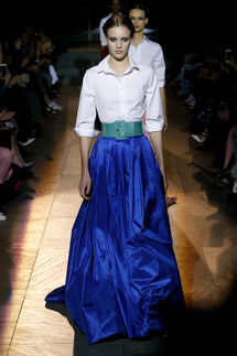 Carolina Herrera Fall 2018 Ready-to-Wear Каролина Эррера осень зима 2018 коллекция неделя моды в Нью Йорке Mainstyle
